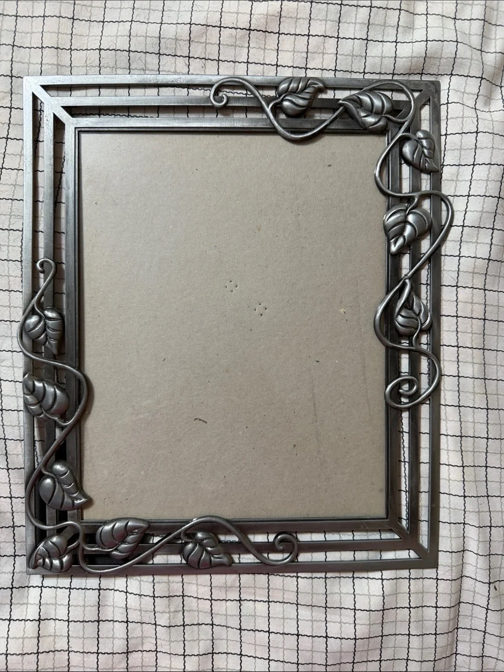 Decorative Metal Leaf Picture Frame - Silver